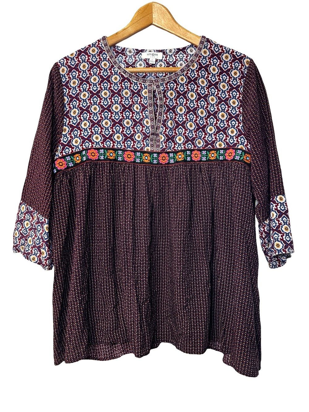 Umgee Floral Embroidered 3/4 Sleeve Tunic Flowy Blouse Large Burgundy Boho Chic